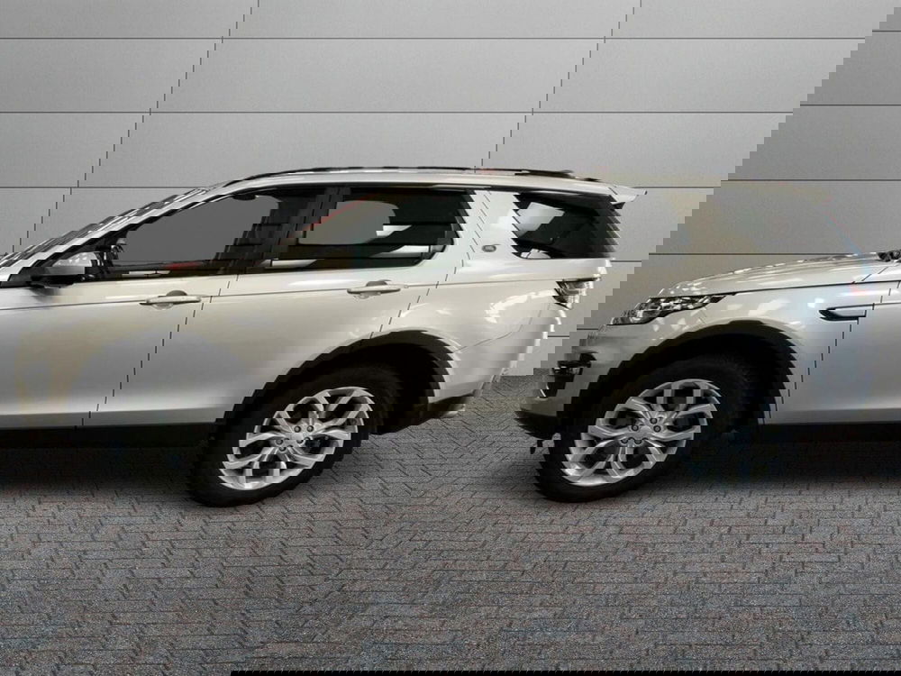 Land Rover Discovery Sport usata a Roma (2)