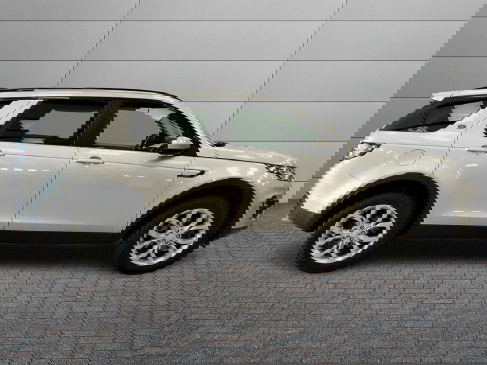 Land Rover Discovery Sport usata a Roma (3)