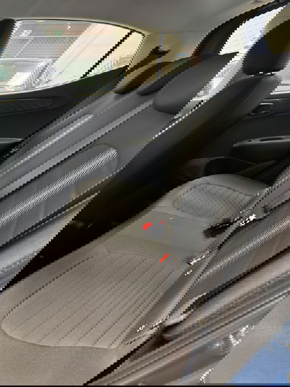 Hyundai i10 nuova a Ferrara (7)