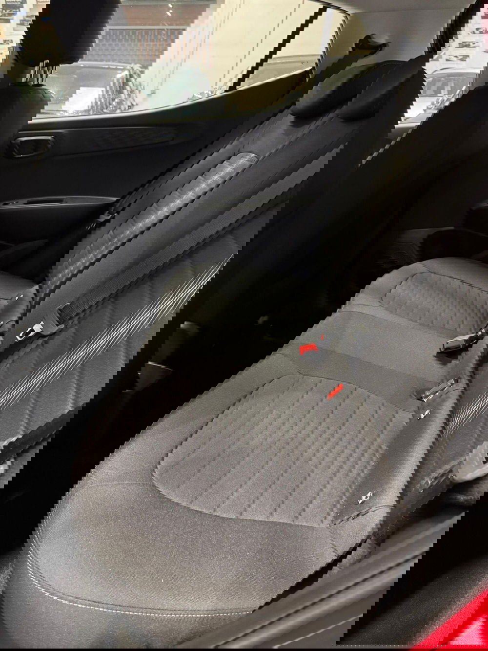 Hyundai i10 nuova a Ferrara (7)