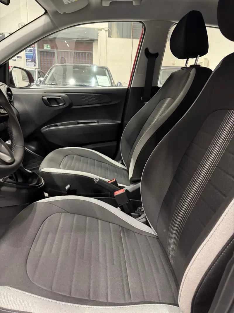 Hyundai i10 nuova a Ferrara (8)