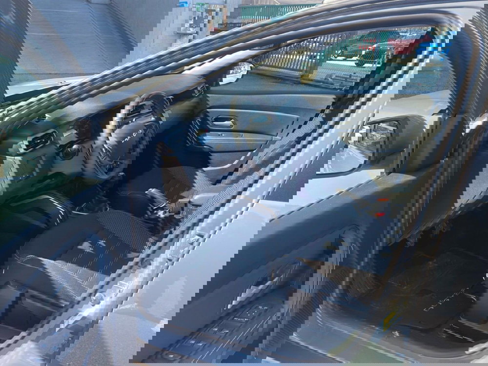 Dacia Duster usata a Bologna (12)