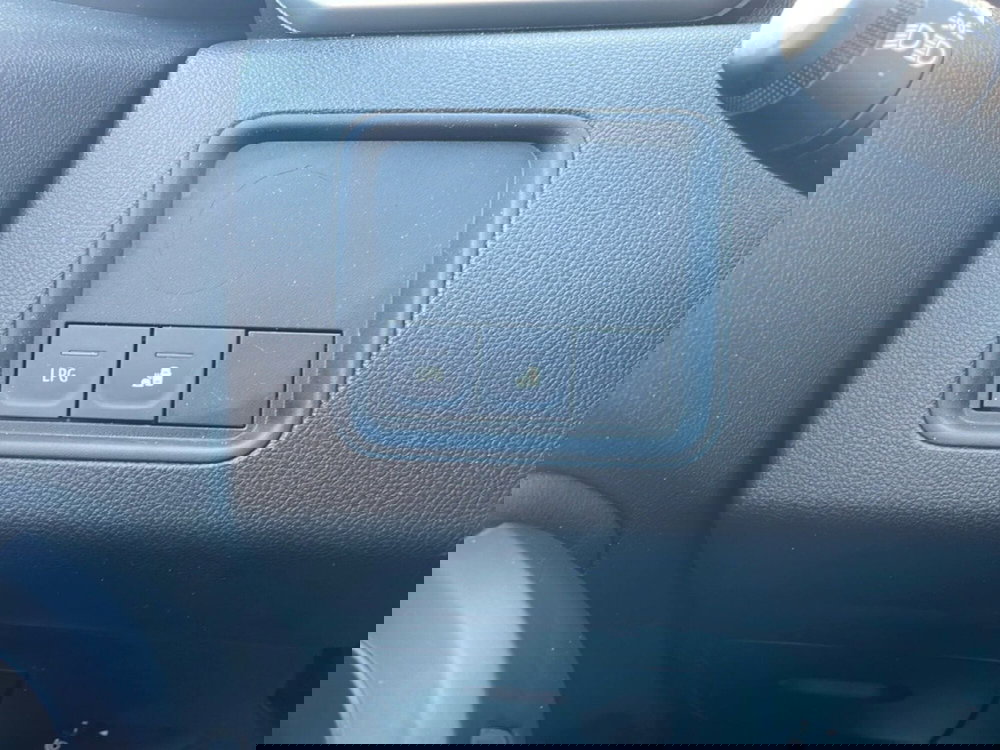 Dacia Duster usata a Bologna (20)