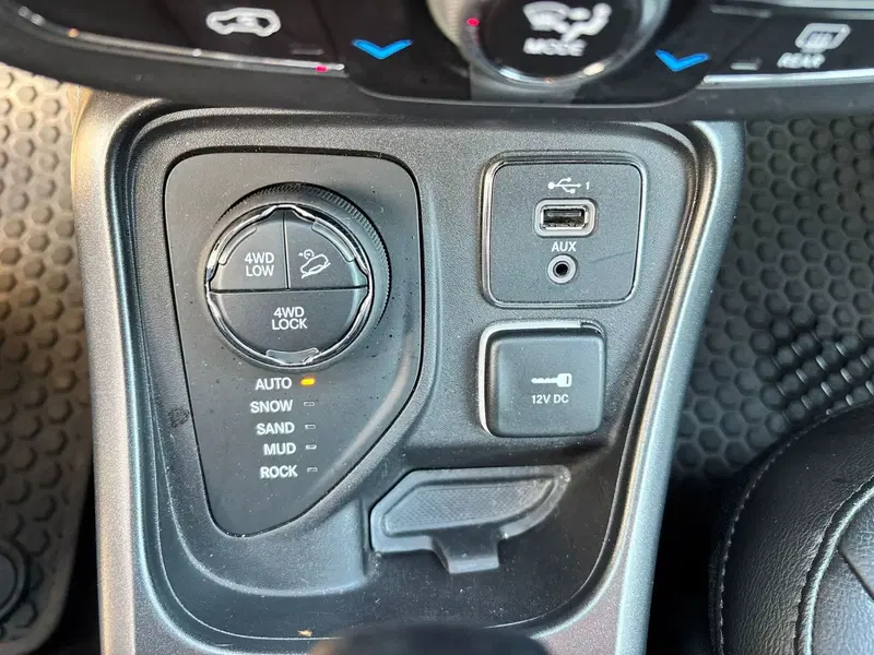 Jeep Compass usata a Modena (13)