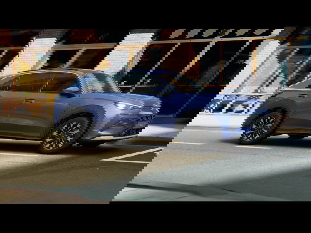 Volkswagen T-Roc nuova a Livorno (3)