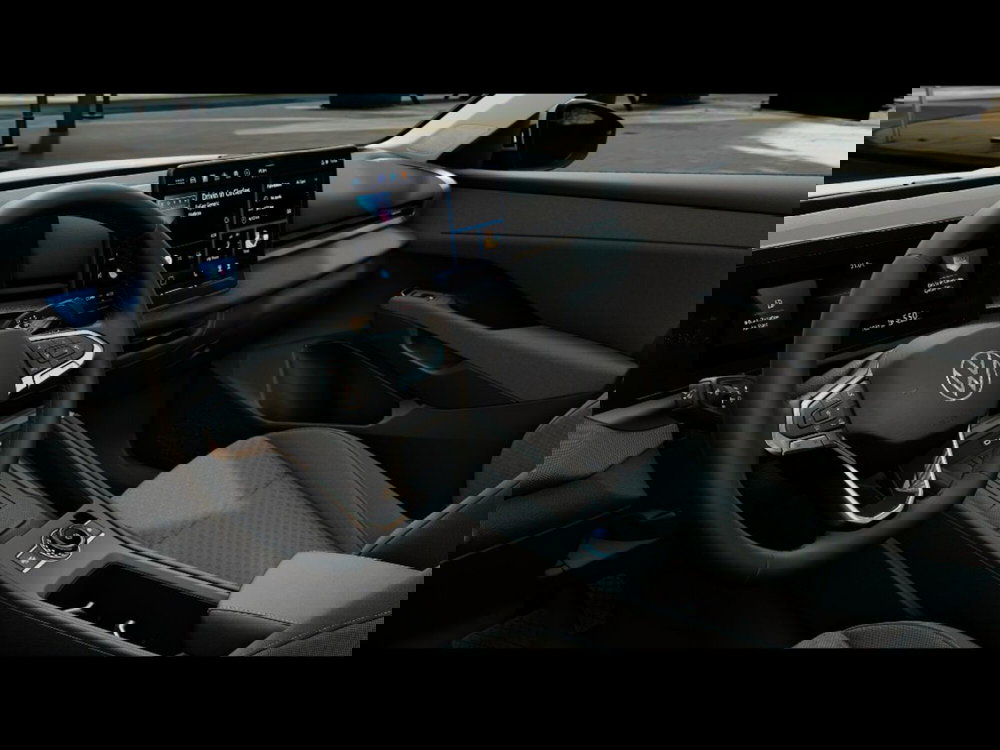 Volkswagen T-Roc nuova a Livorno (6)