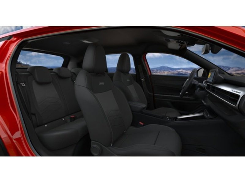 Jeep Avenger nuova a Livorno (5)