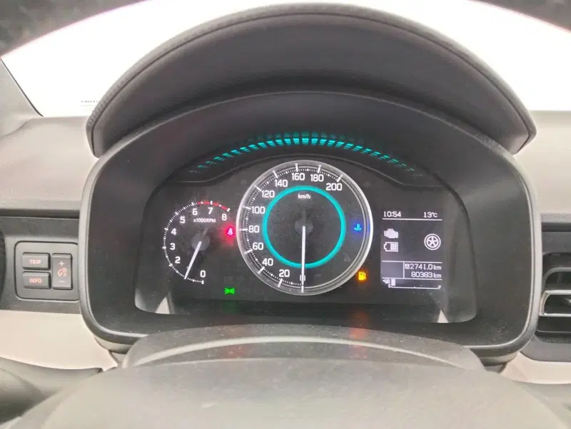 Suzuki Ignis usata a Como (11)