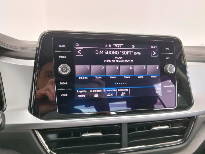 Volkswagen T-Roc usata a Como (13)