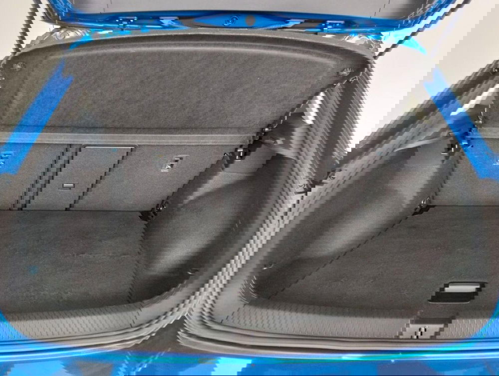 Volkswagen T-Roc usata a Como (18)