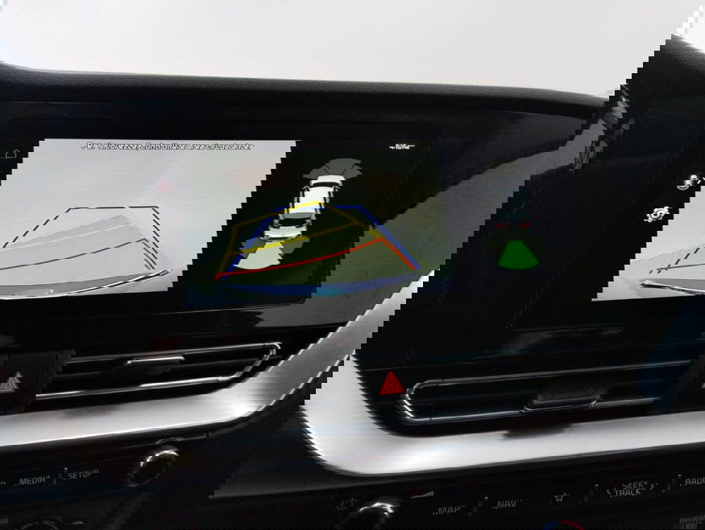 Kia Niro usata a Como (17)