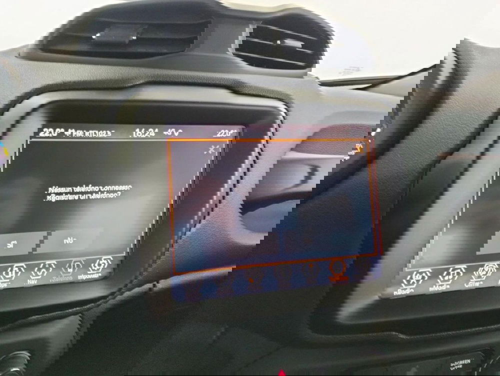 Jeep Renegade usata a Como (14)