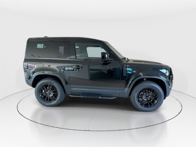 Land Rover Defender nuova a Modena (8)