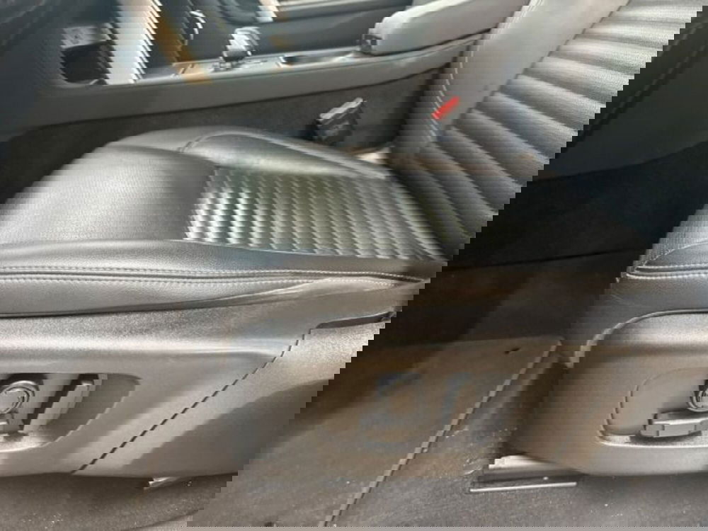 Land Rover Discovery Sport usata a Modena (13)