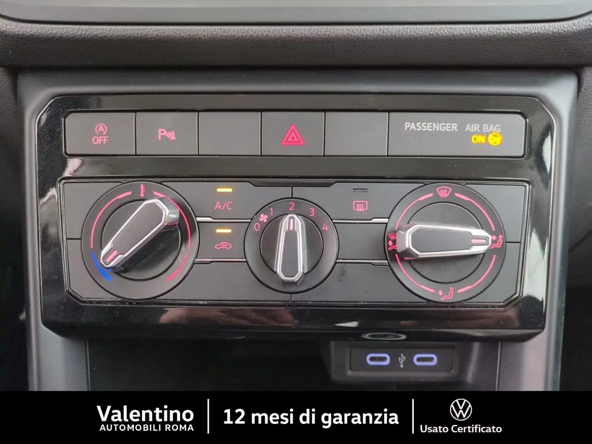 Volkswagen T-Cross usata a Roma (17)