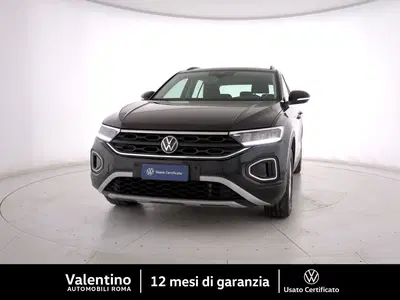Volkswagen T-Roc 1.0 TSI Life del 2023 usata a Roma
