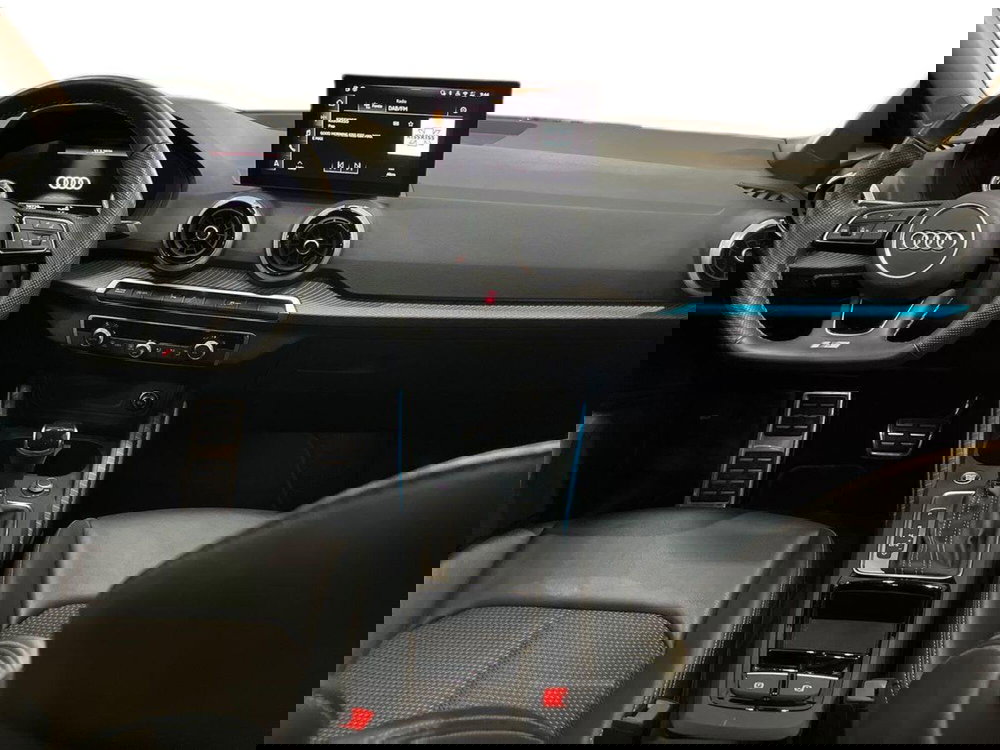 Audi Q2 usata a Taranto (8)