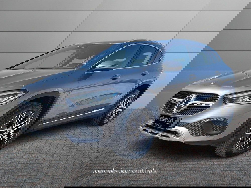 Mercedes-Benz GLA SUV usata a Matera