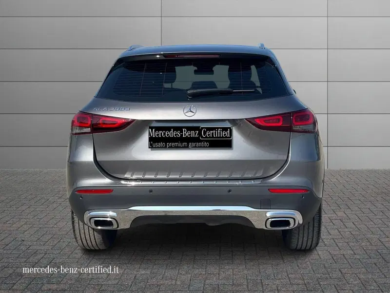 Mercedes-Benz GLA SUV usata a Matera (4)