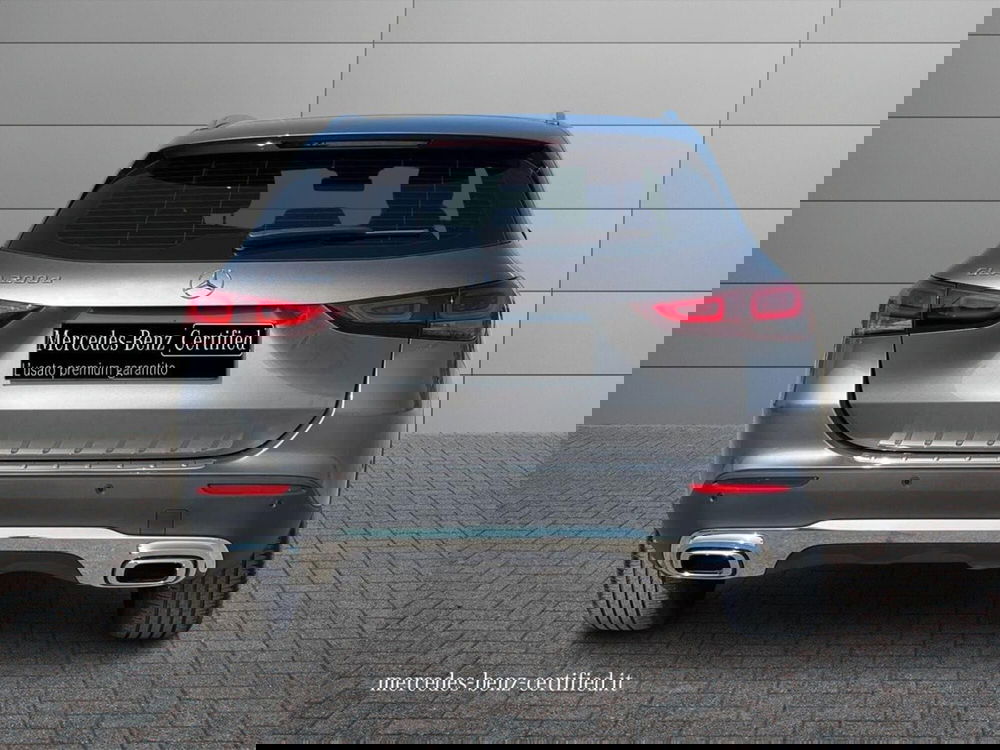 Mercedes-Benz GLA SUV usata a Matera (4)