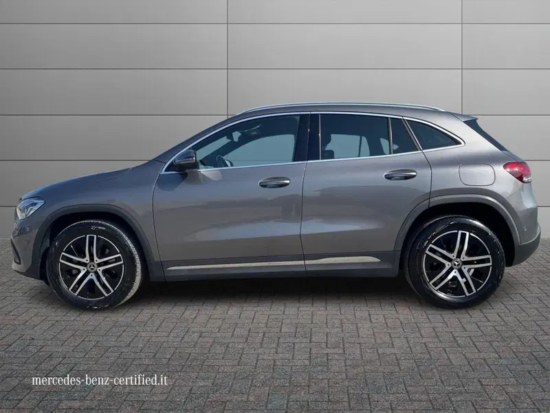 Mercedes-Benz GLA SUV usata a Matera (6)