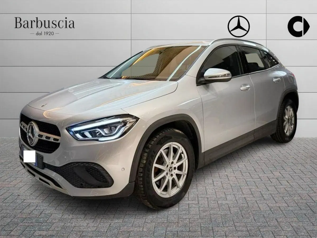 Mercedes-Benz GLA SUV usata a Chieti