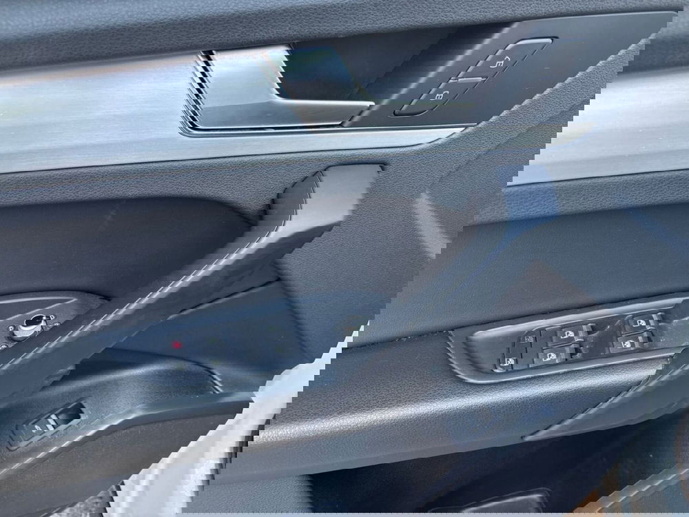 Audi Q5 Sportback usata a Pescara (12)