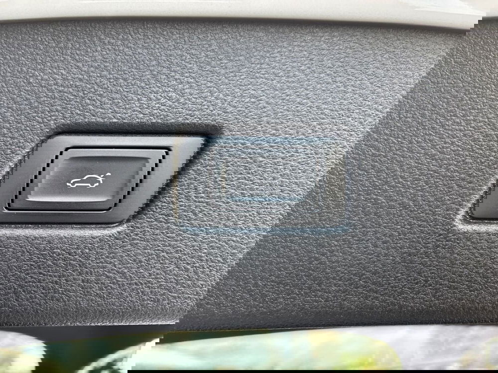 Audi Q5 Sportback usata a Pescara (16)