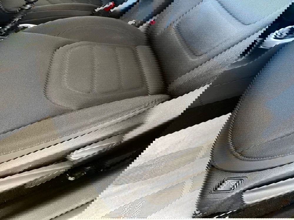 Jeep Renegade usata a Bari (15)