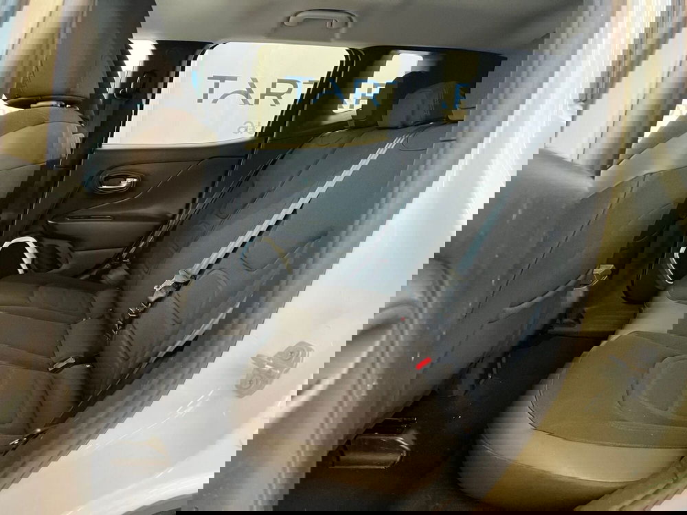 Jeep Renegade usata a Bari (16)