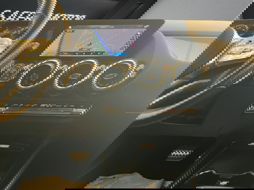 Mercedes-Benz GLA SUV usata a Cosenza (16)