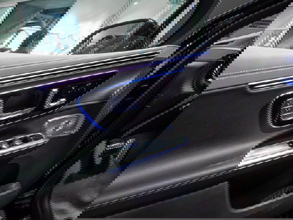 Mercedes-Benz EQE SUV nuova a Ancona (11)