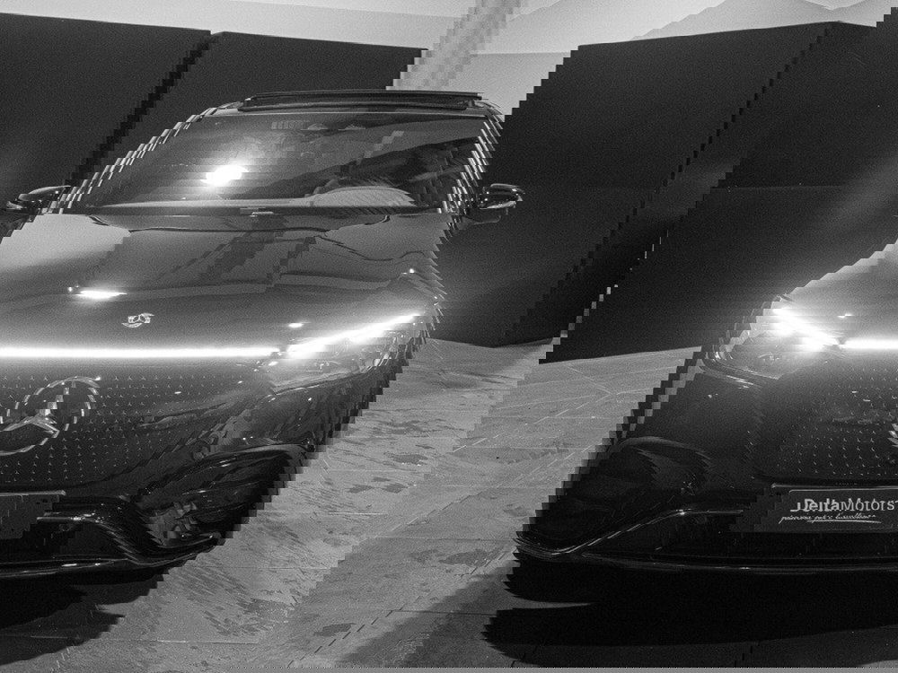 Mercedes-Benz EQE SUV nuova a Ancona (5)