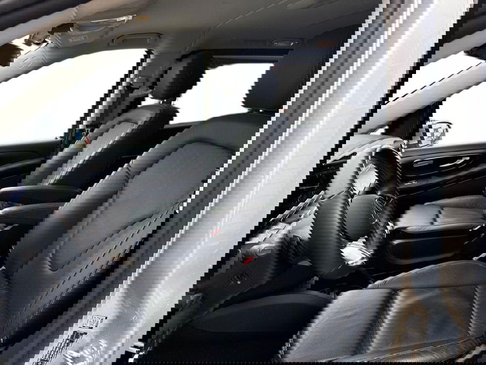 Mercedes-Benz Classe V usata a Milano (15)