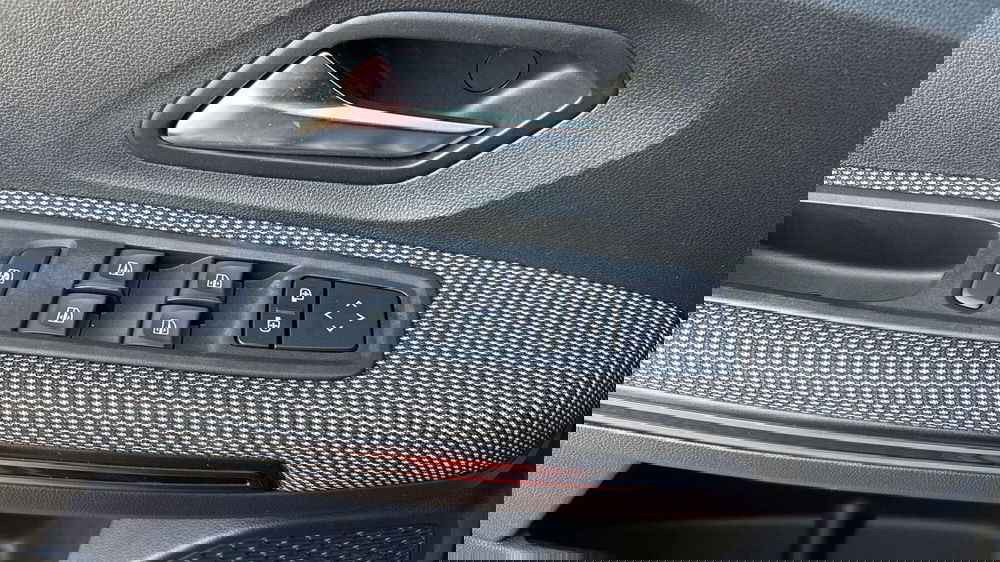 Dacia Jogger usata a Treviso (15)