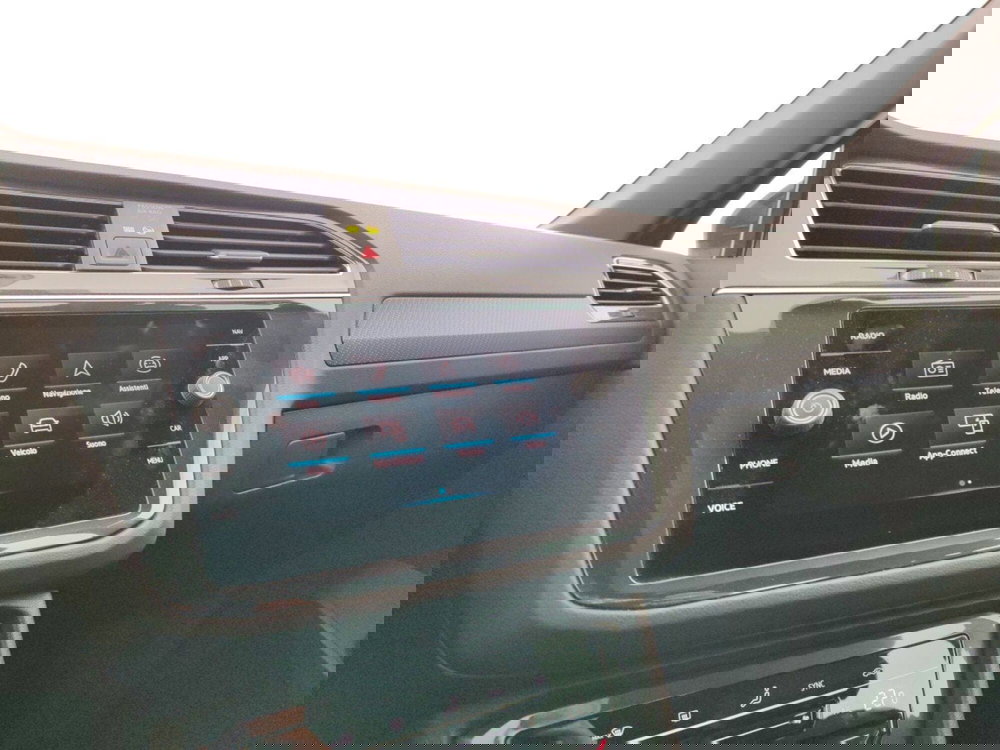 Volkswagen Tiguan usata a Massa-Carrara (12)