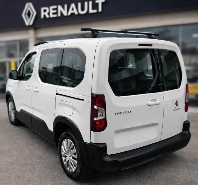 Peugeot Rifter usata a Rimini (4)