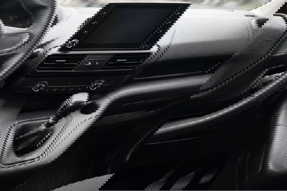 Peugeot Rifter usata a Rimini (8)