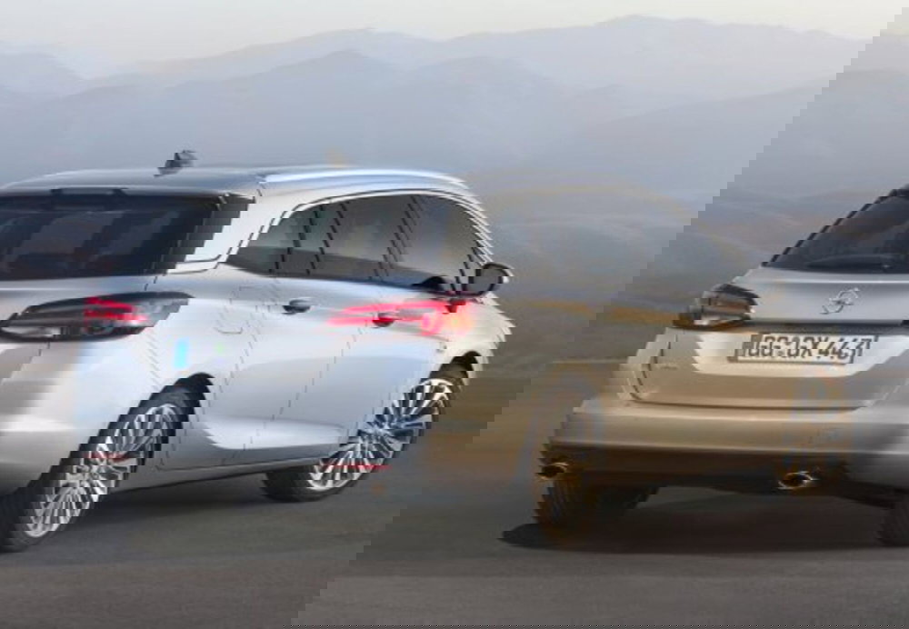 Opel Astra Station Wagon usata a Palermo (16)