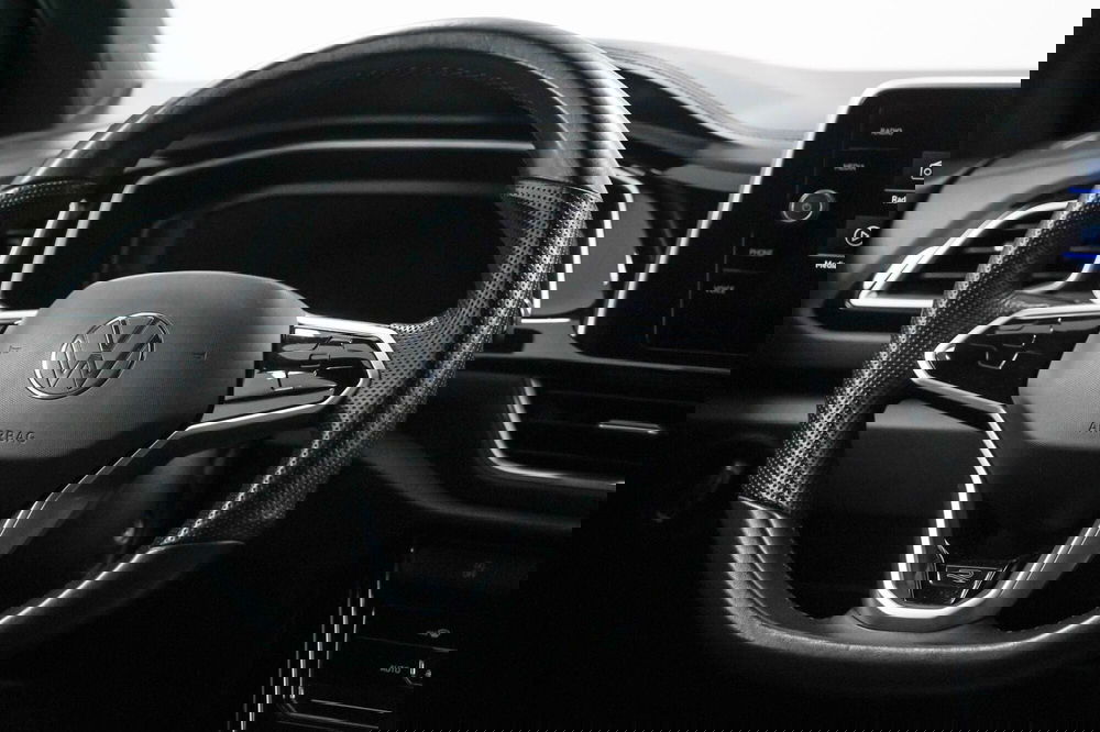 Volkswagen T-Roc usata a Varese (12)