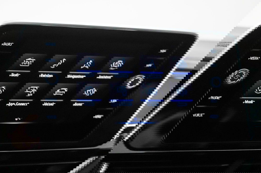 Volkswagen T-Roc usata a Varese (15)