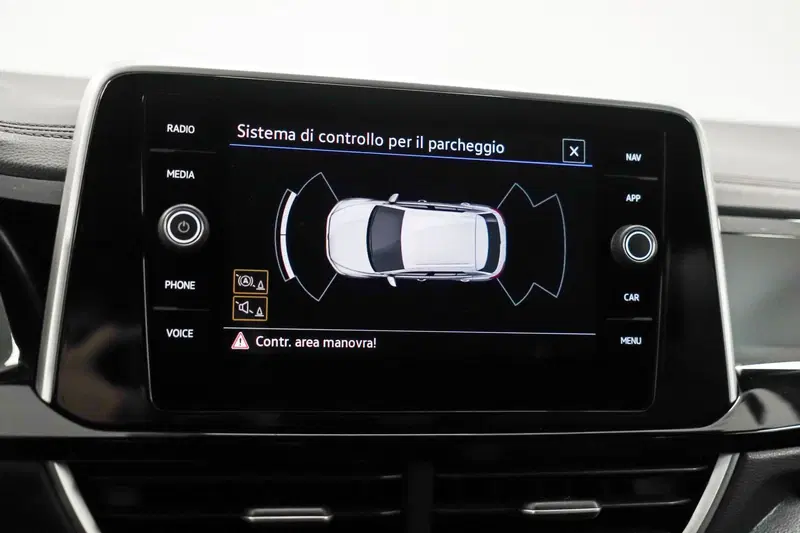 Volkswagen T-Roc usata a Varese (16)