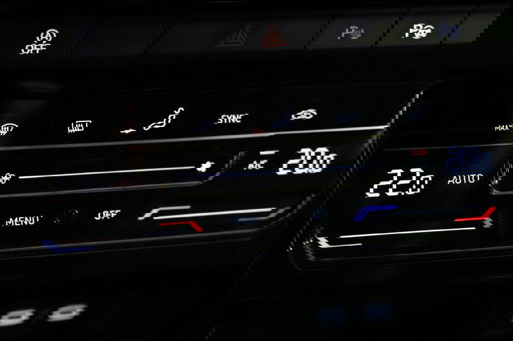 Volkswagen T-Roc usata a Varese (17)