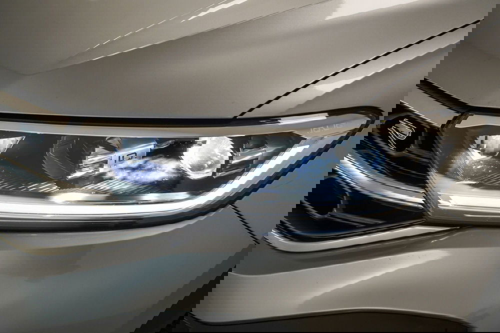 Volkswagen T-Roc usata a Varese (8)