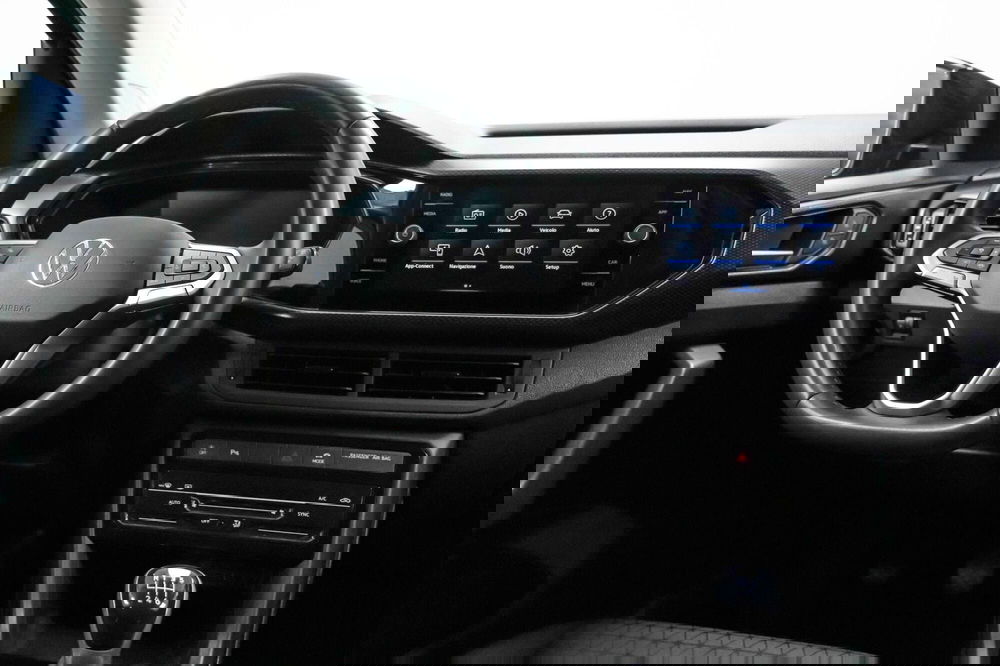 Volkswagen T-Cross usata a Varese (10)