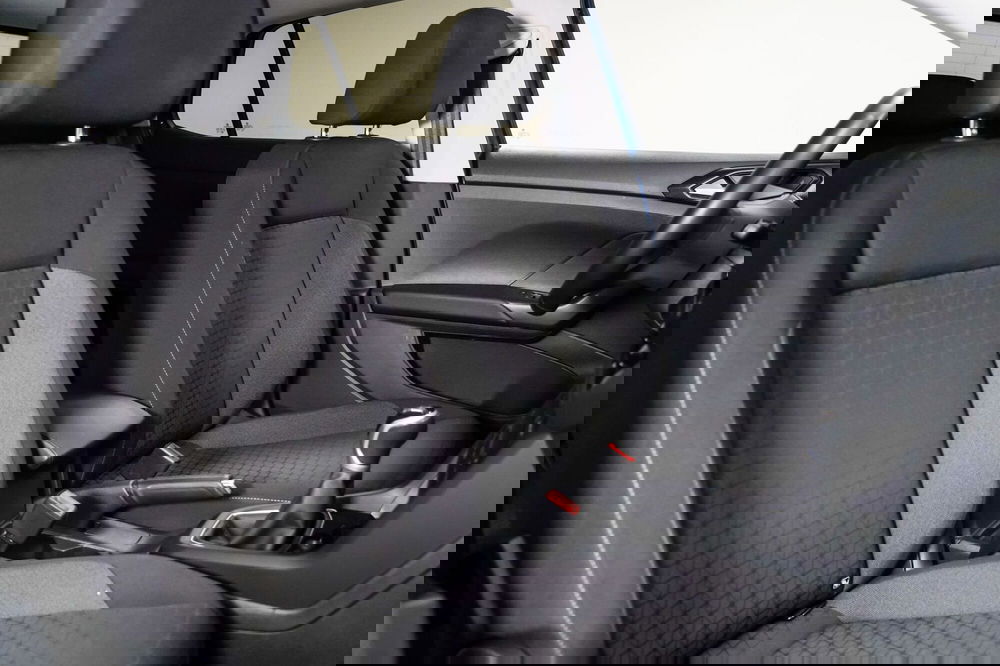 Volkswagen T-Cross usata a Varese (11)