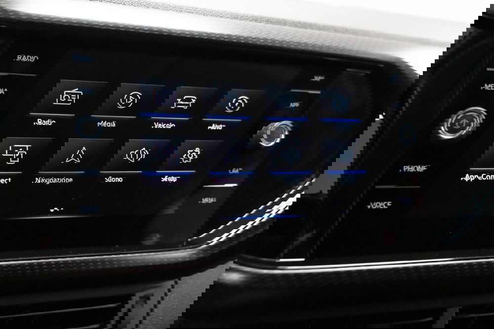 Volkswagen T-Cross usata a Varese (14)