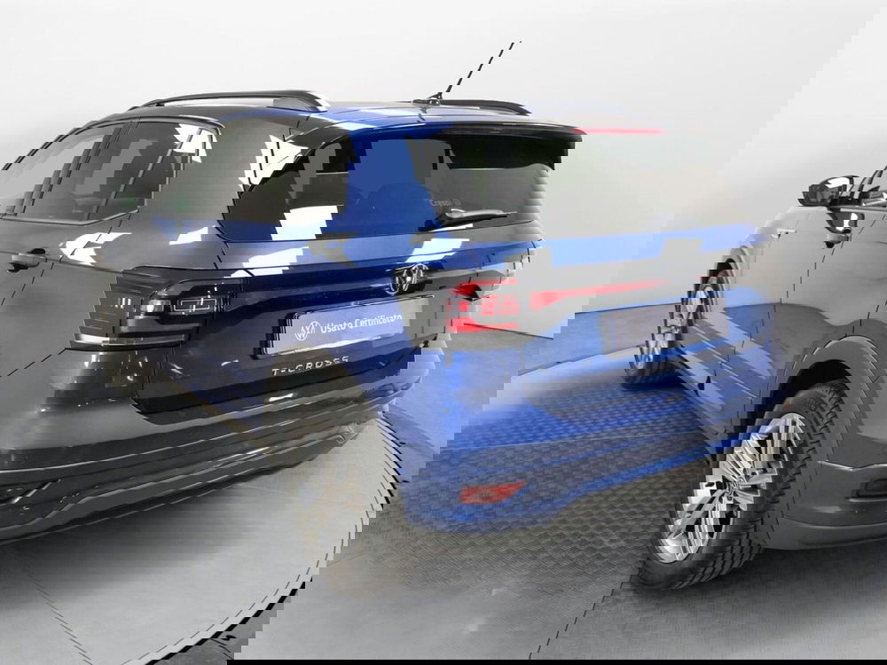 Volkswagen T-Cross usata a Varese (4)