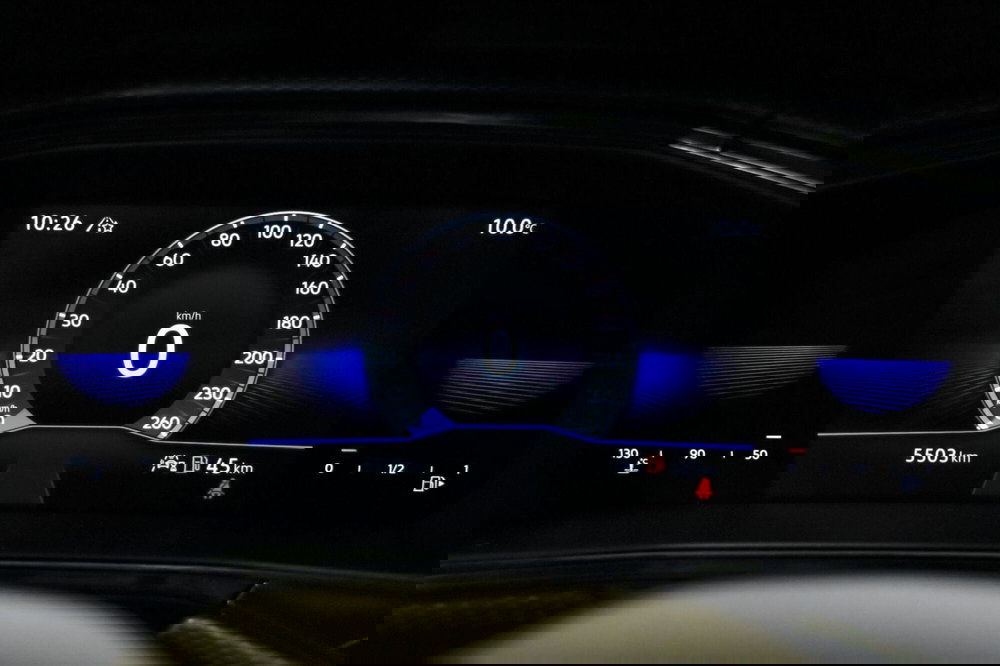 Volkswagen T-Cross usata a Varese (8)