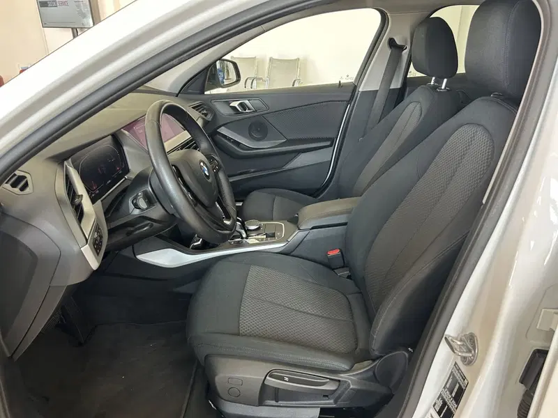 BMW Serie 1 usata a Bari (11)